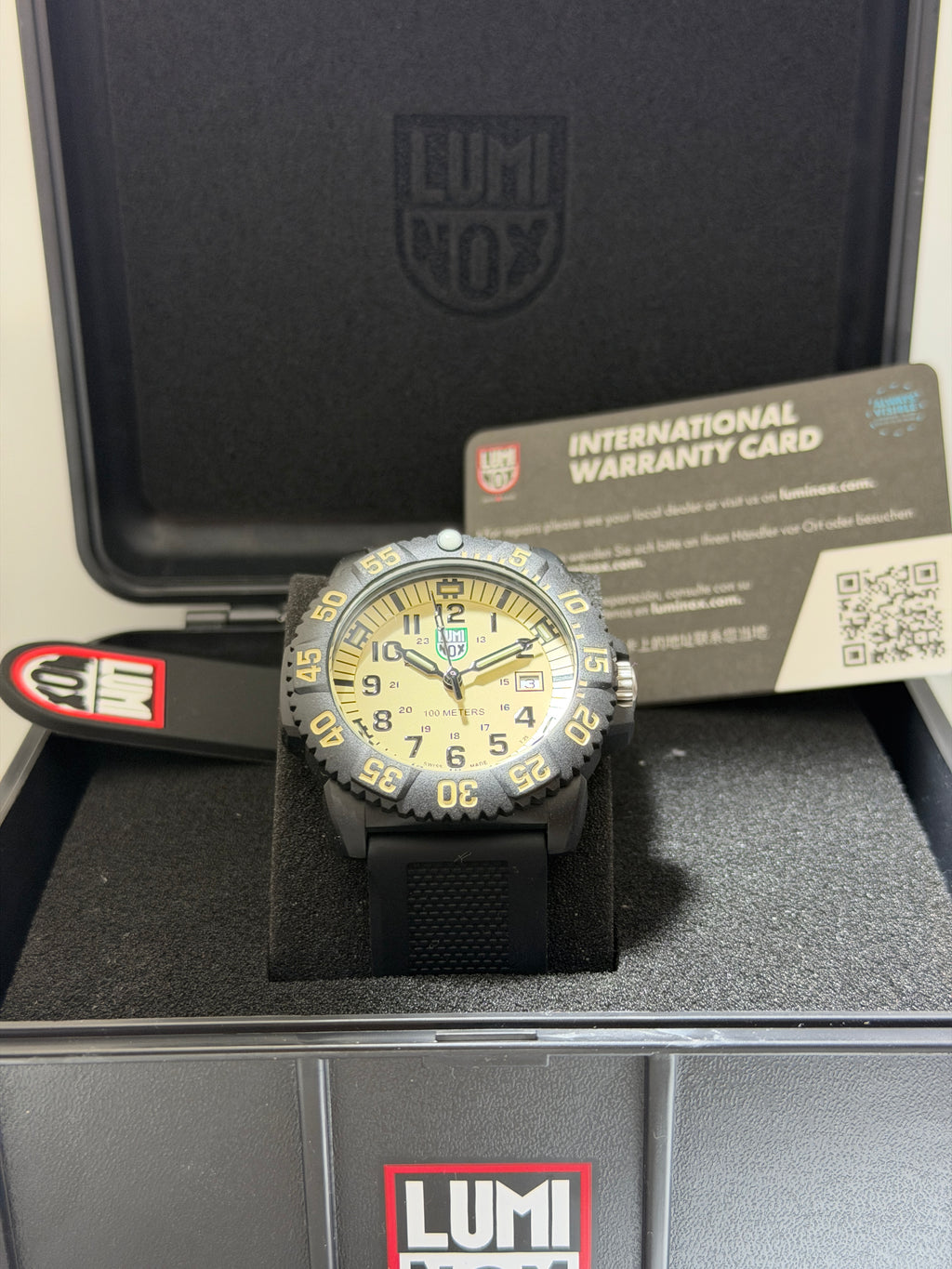 Luminox Sea Lion Sand