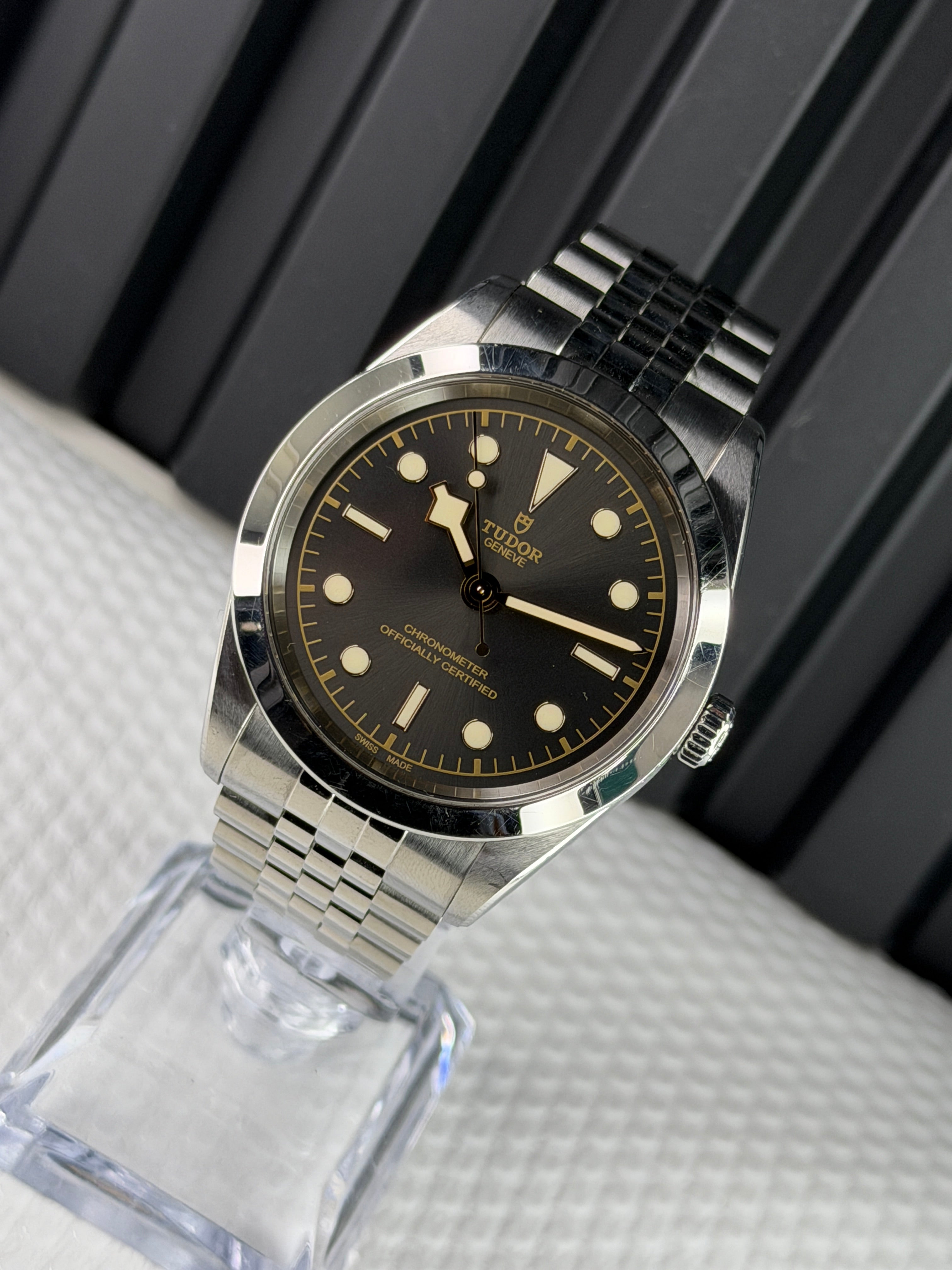 Tudor Blackbay One 41