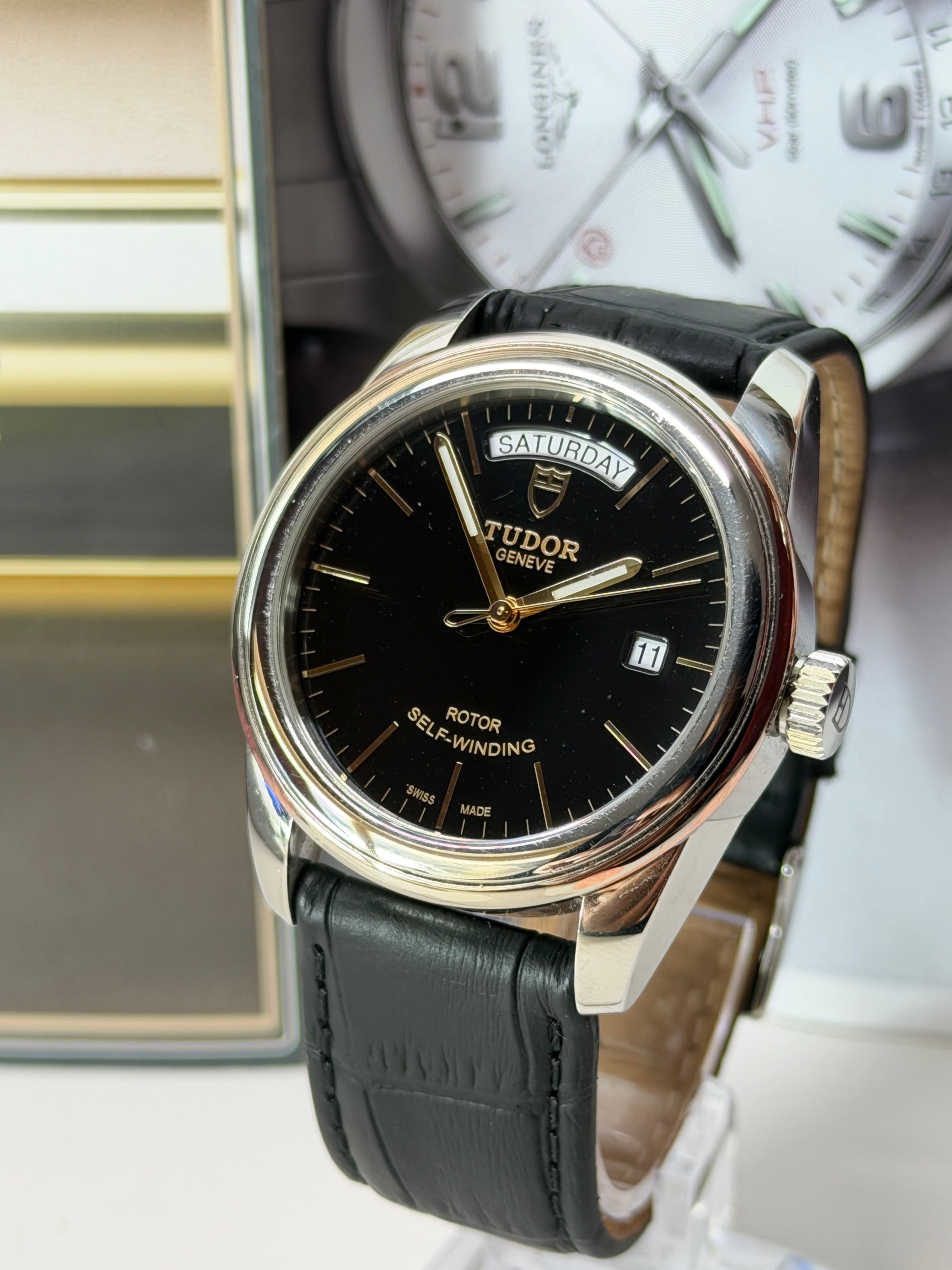 Tudor Glamour Day Date