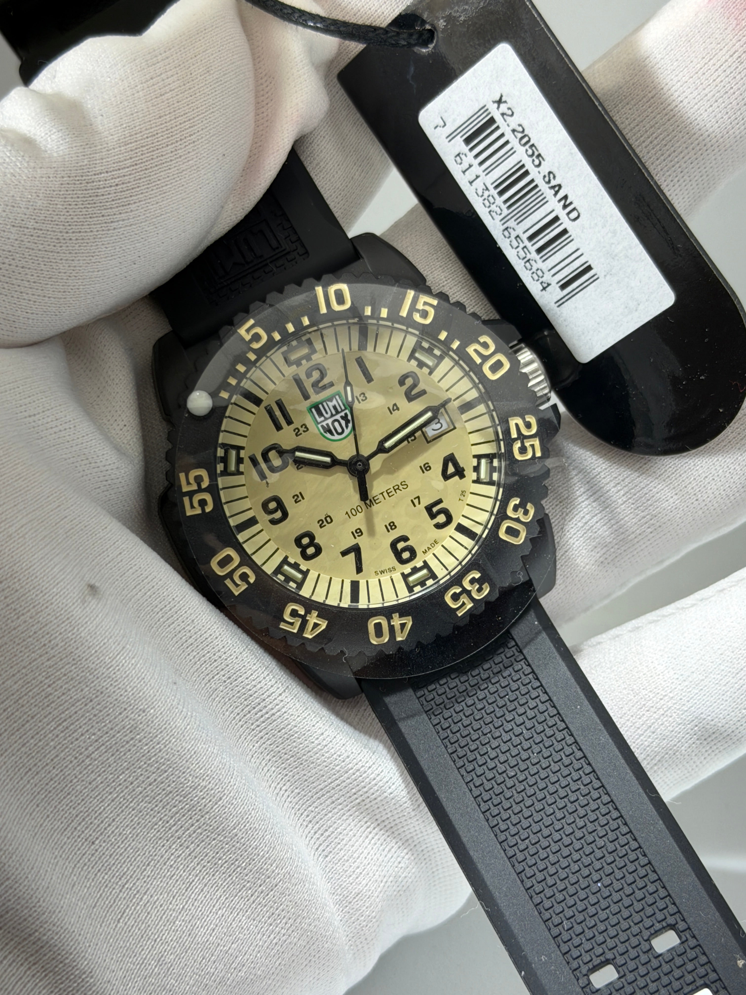 Luminox Sea Lion Sand