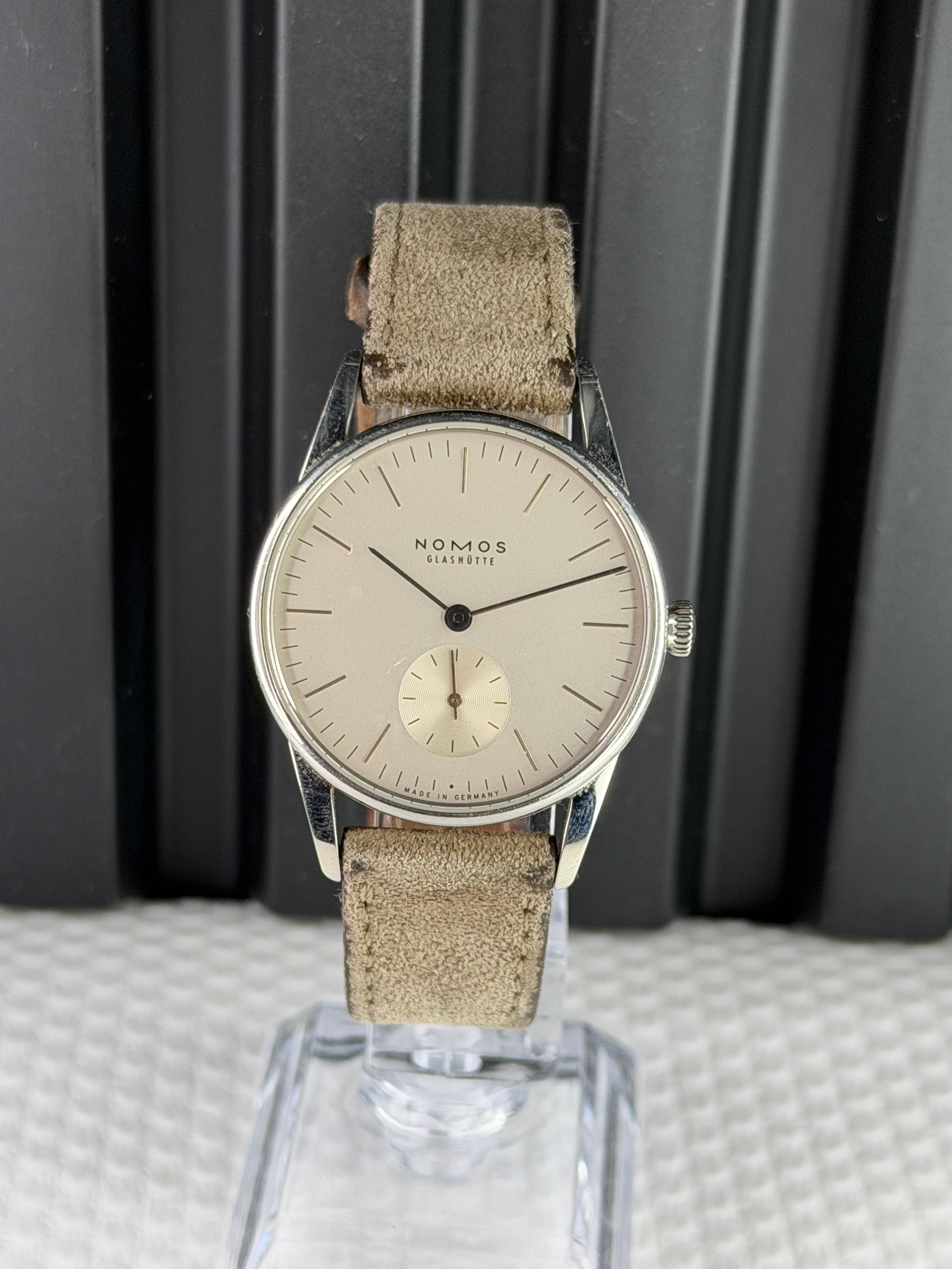 Nomos Orion 33