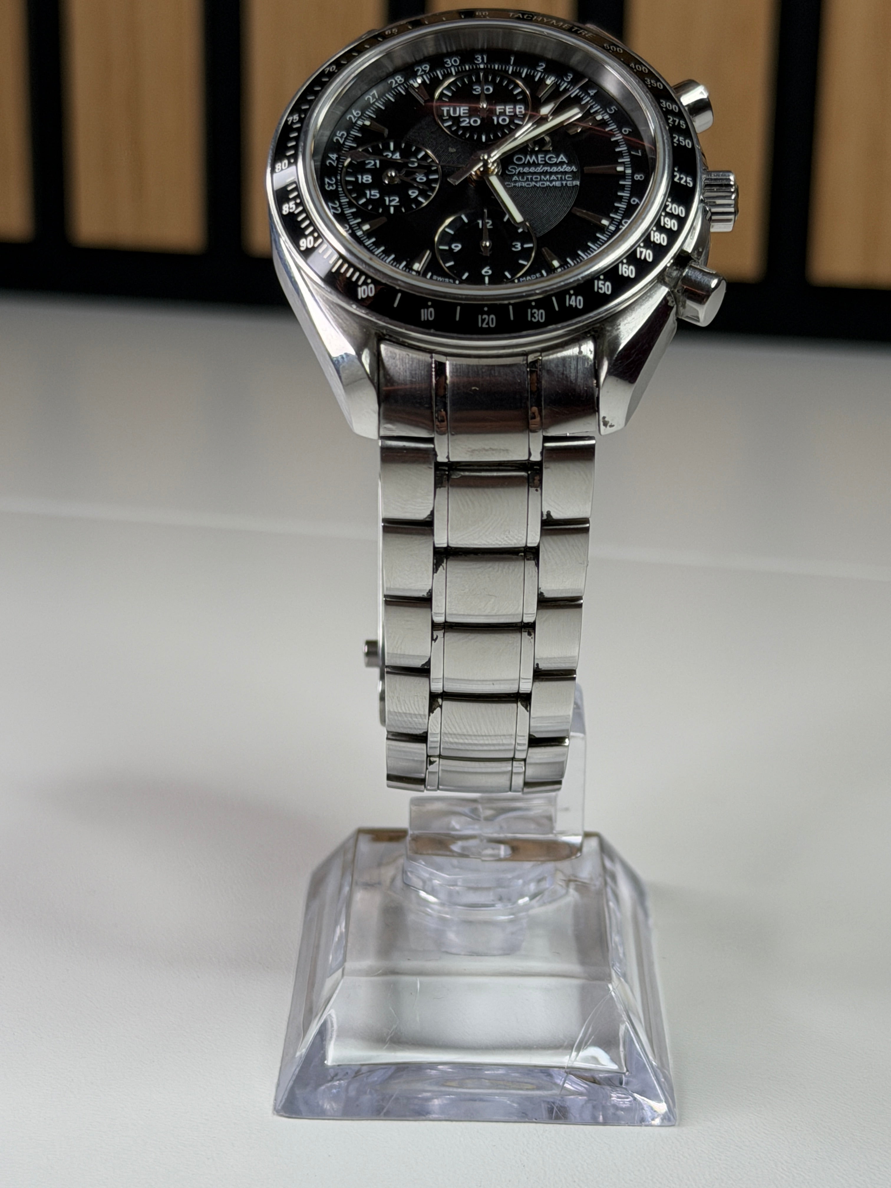 Omega Speedmaster Tiple Day Date